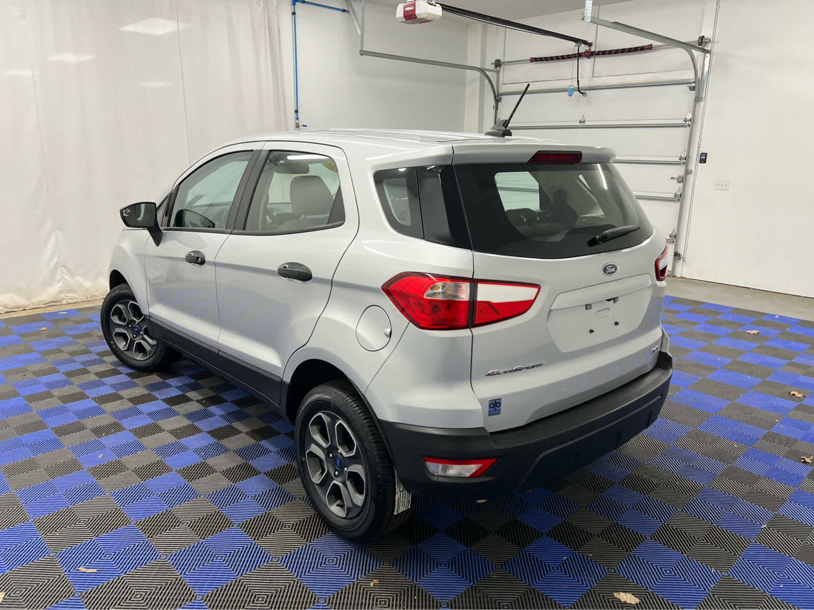 2022 Ford EcoSport S photo 3