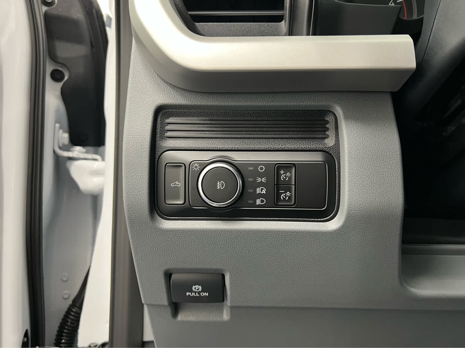 2026 Ford F-350 Super Duty XL - Photo 13