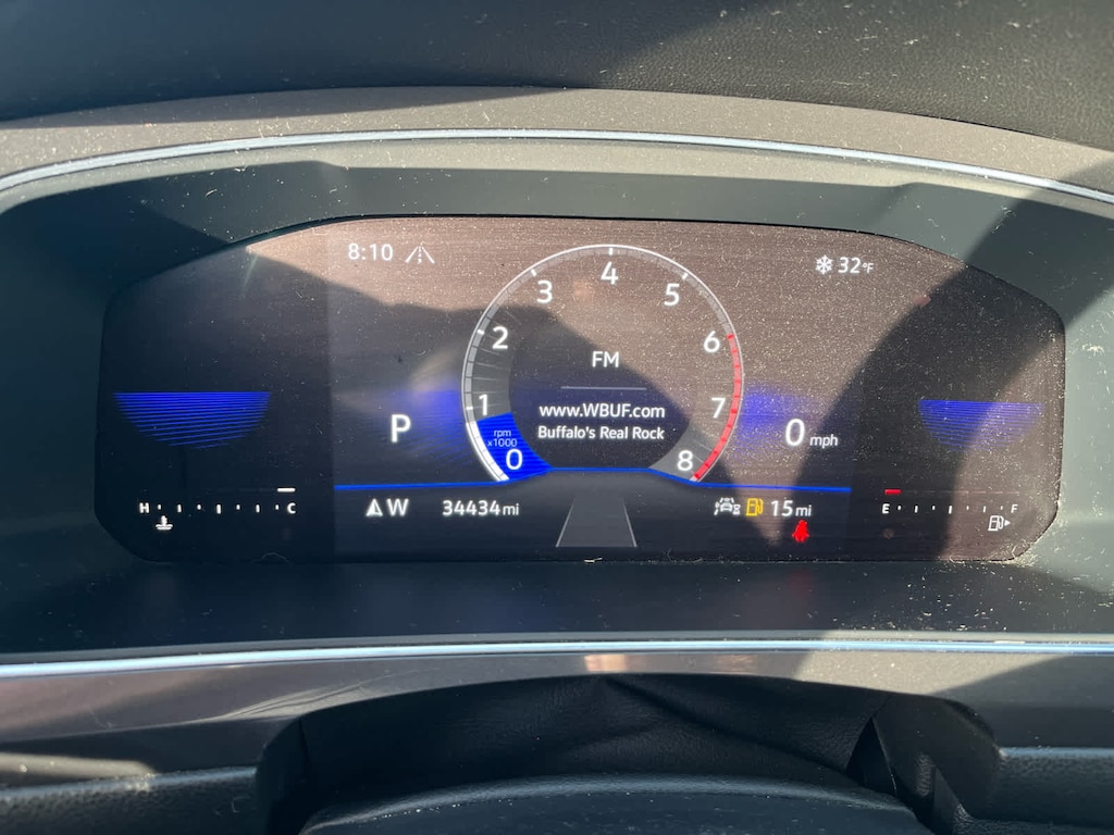 2022 Volkswagen Tiguan SE R-Line Black photo 4