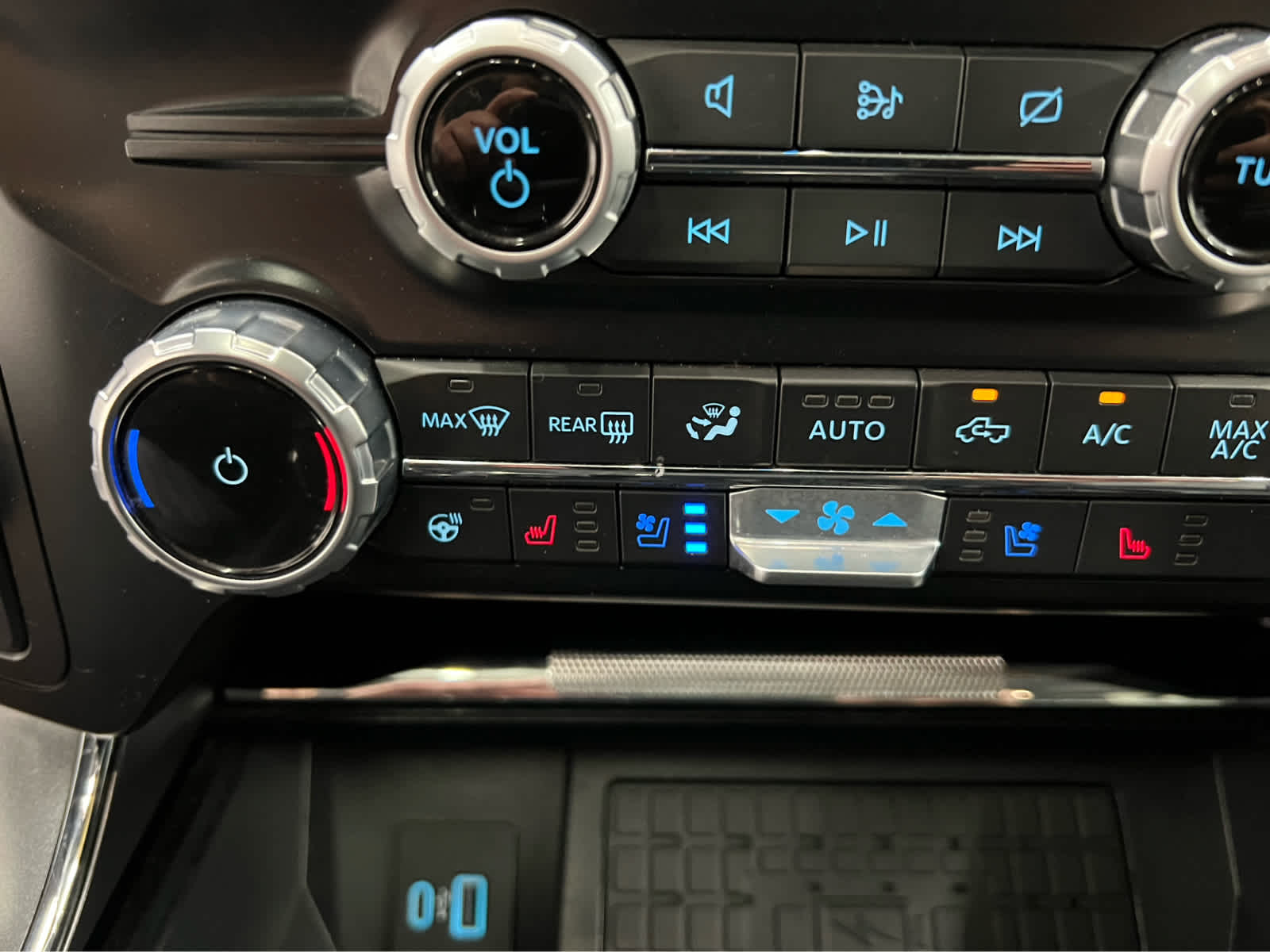 2023 Ford F-150 Lariat - Photo 32