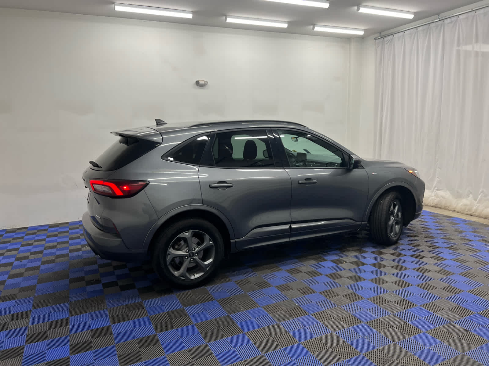 2023 Ford Escape ST-Line - Photo 11