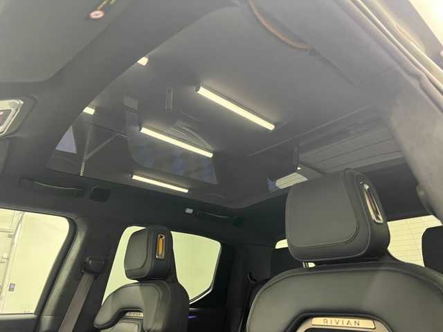 Used 2022 Rivian R1T Launch Edition with VIN 7FCTGAAL5NN005058 for sale in Niagara Falls, NY