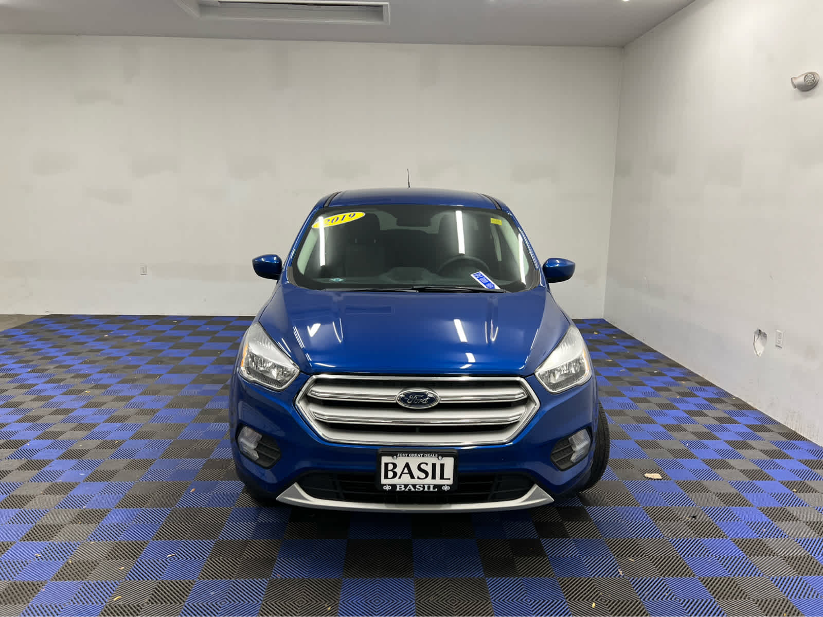 Used 2019 Ford Escape SE with VIN 1FMCU9GD1KUA95156 for sale in Niagara Falls, NY