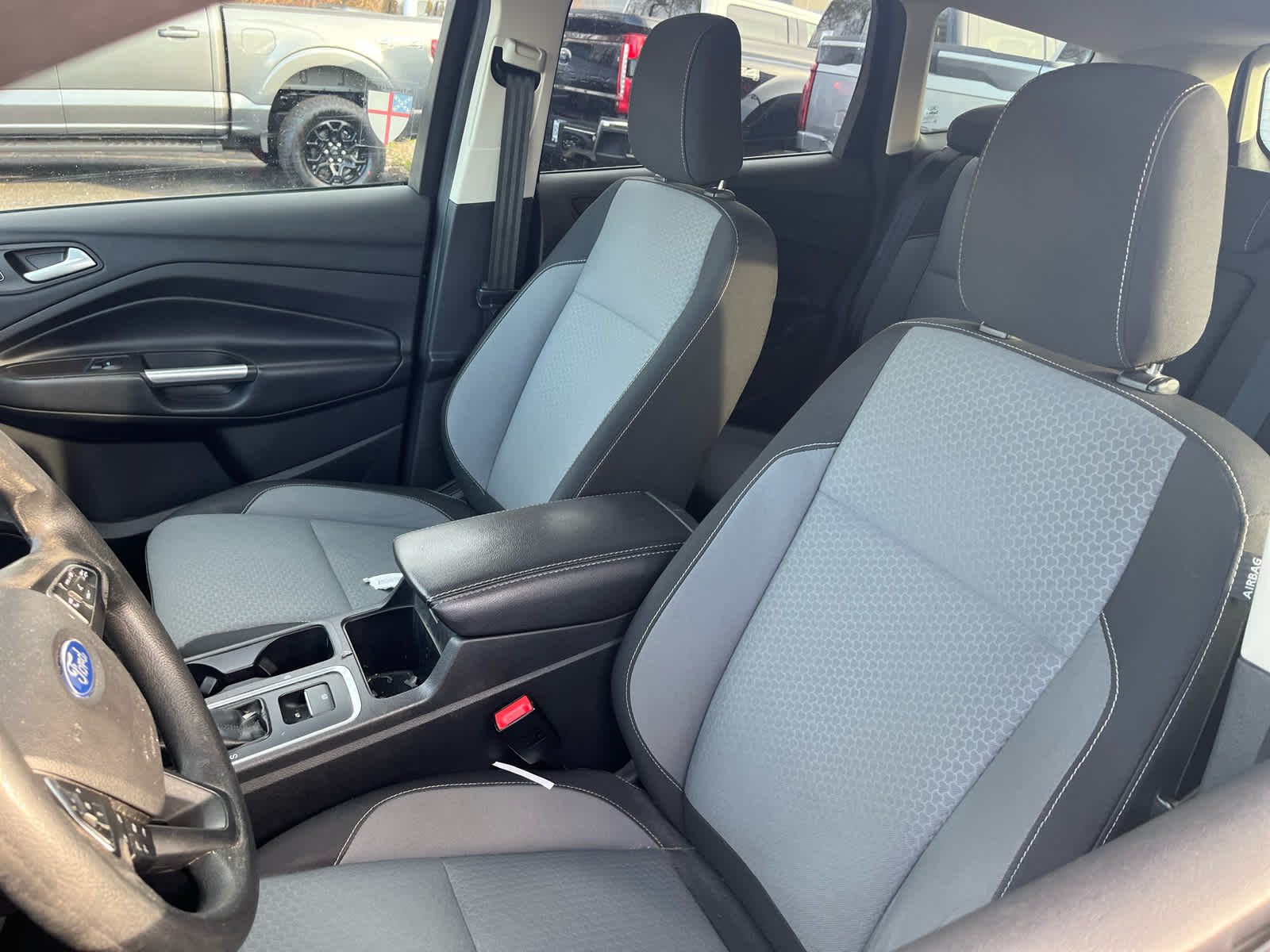 2018 Ford Escape SE photo 3