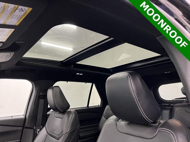 Used 2023 Ford Explorer ST with VIN 1FM5K8GC7PGB45077 for sale in Niagara Falls, NY