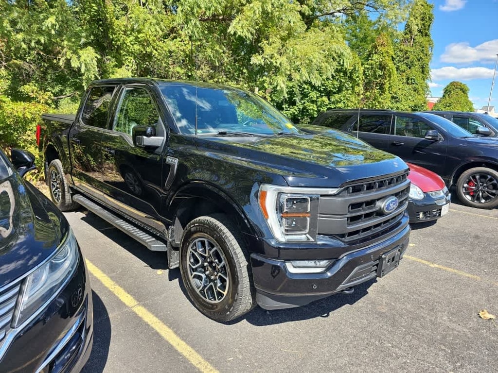 Used 2022 Ford F-150 Lariat 4WD Supercrew 5.5 Box Truck SuperCrew Cab
