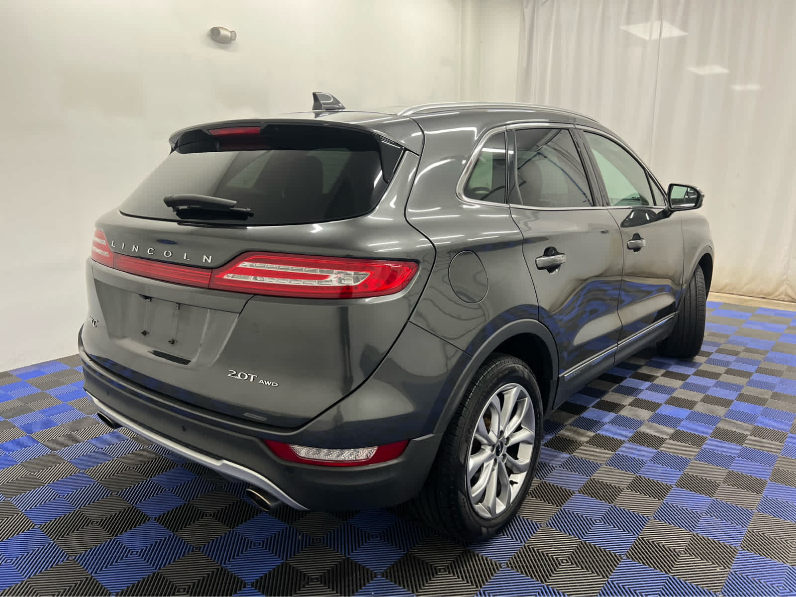 Used 2018 Lincoln MKC Select with VIN 5LMCJ2D95JUL29875 for sale in Niagara Falls, NY