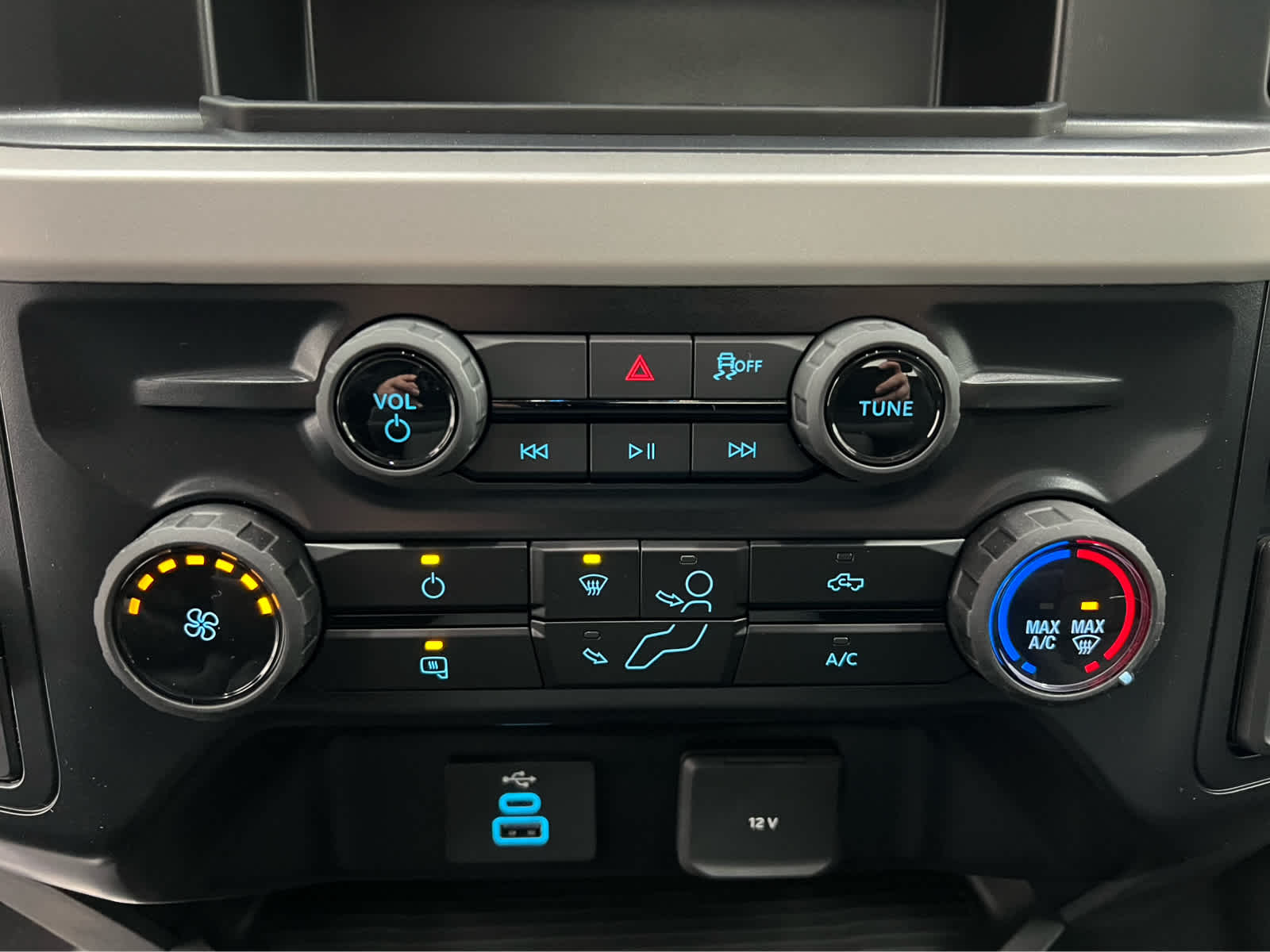 2026 Ford F-350 Super Duty XL - Photo 19