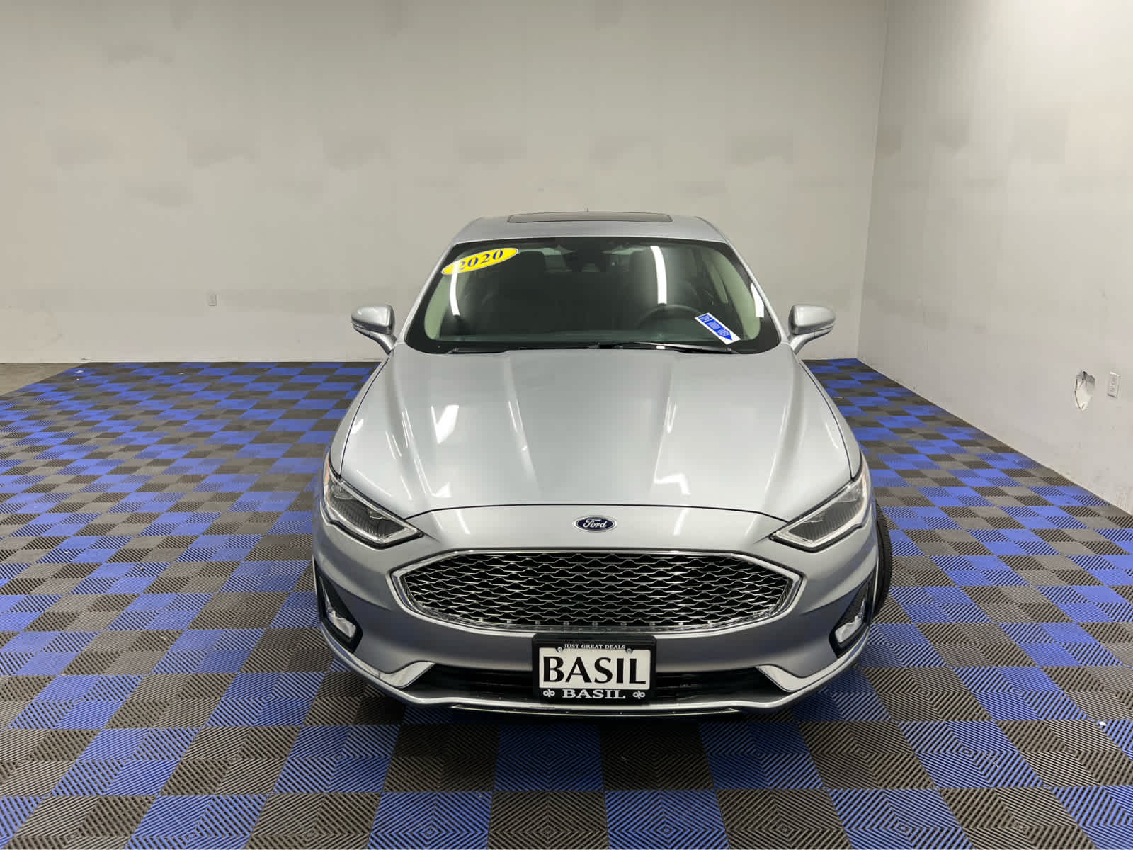 2020 Ford Fusion Titanium photo 2
