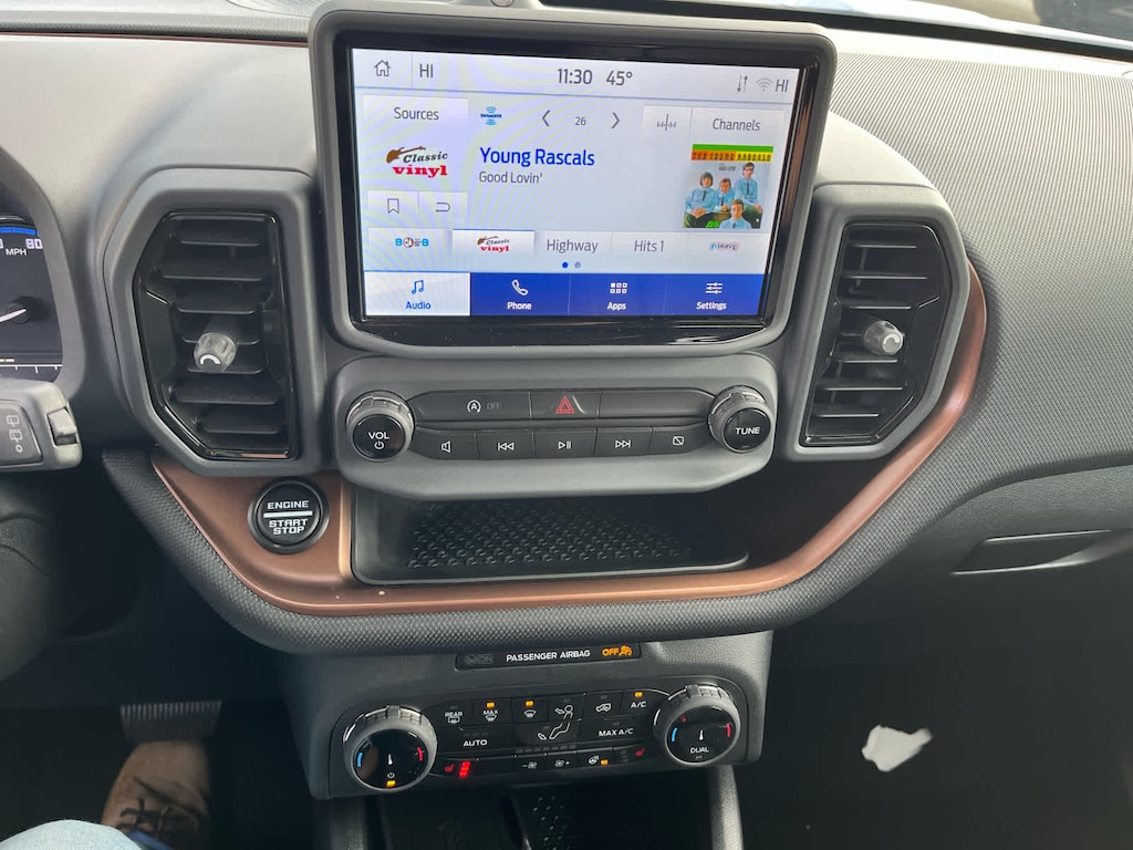 2022 Ford Bronco Sport Outer Banks photo 4