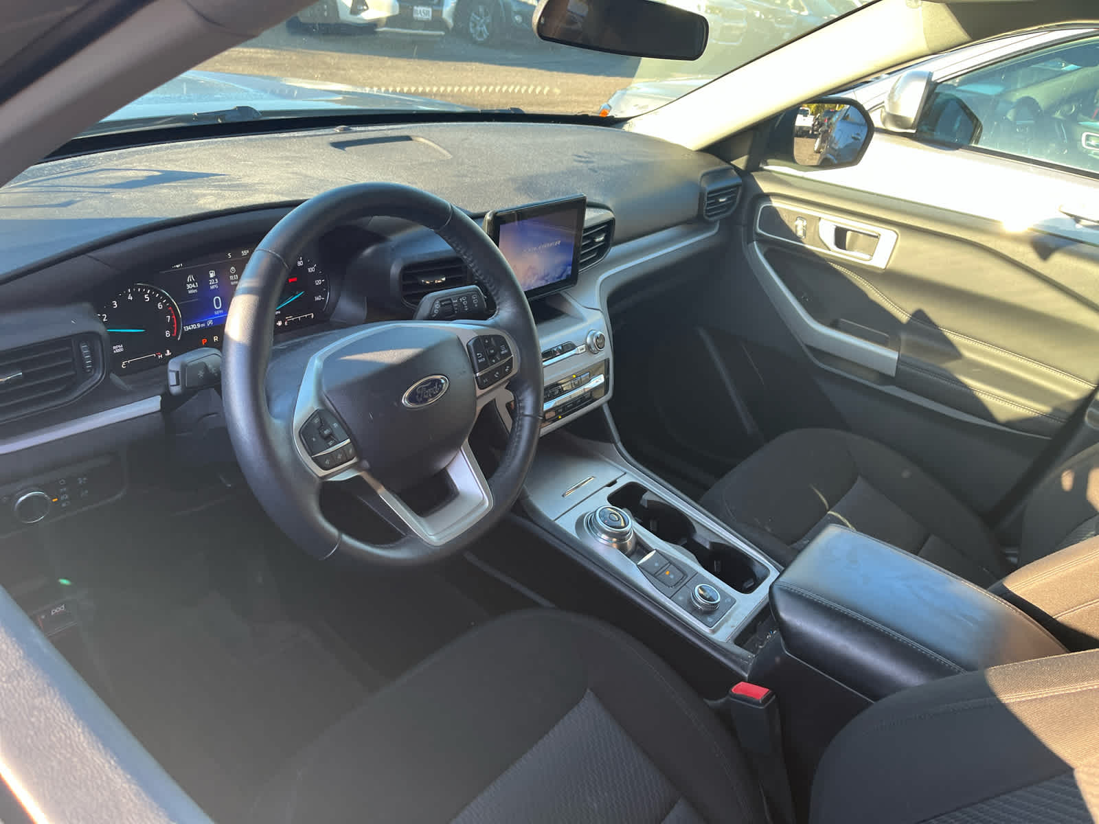 2024 Ford Explorer XLT photo 4