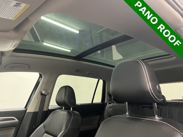 Used 2023 Volkswagen Atlas SEL R-Line Black with VIN 1V2SR2CA9PC542977 for sale in Niagara Falls, NY