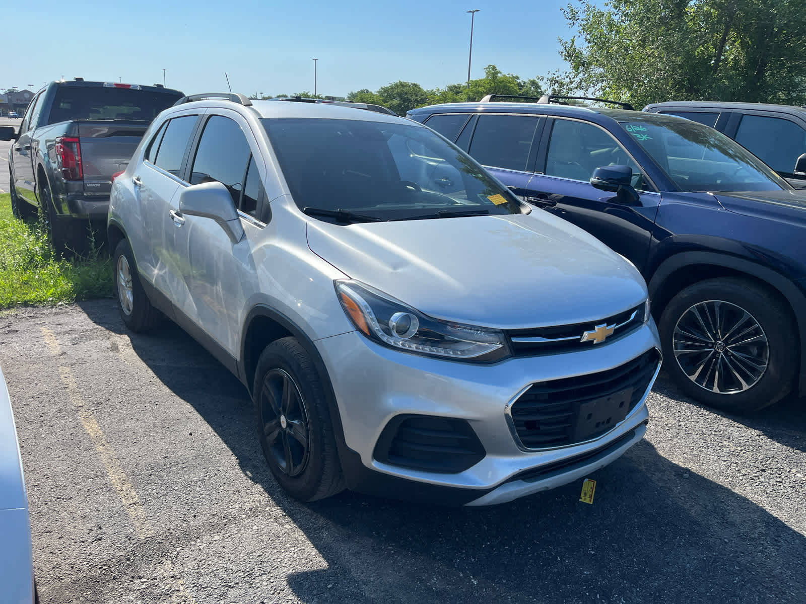 Used 2019 Chevrolet Trax LT with VIN KL7CJPSB9KB886731 for sale in Niagara Falls, NY