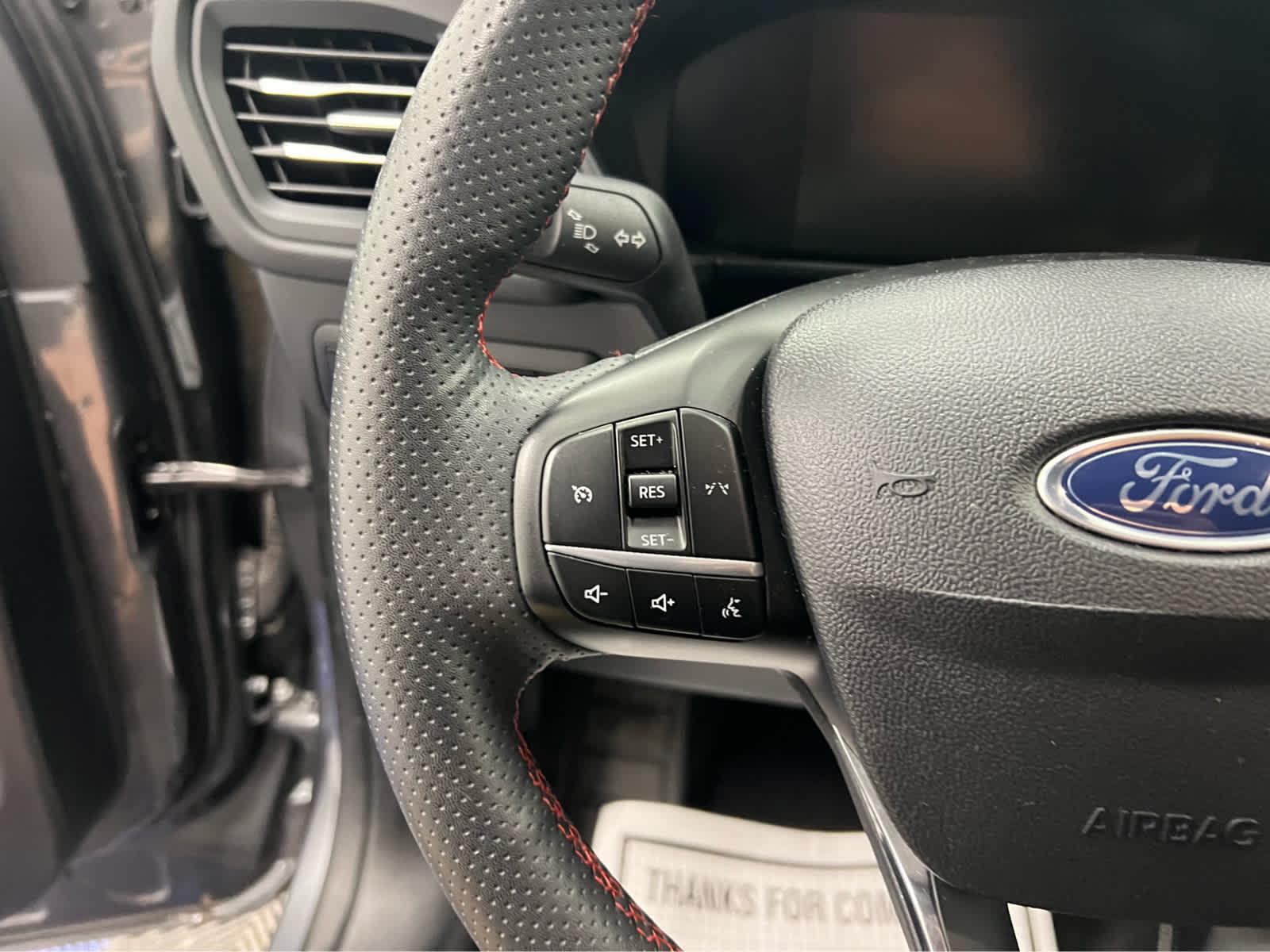 2023 Ford Escape ST-Line - Photo 23