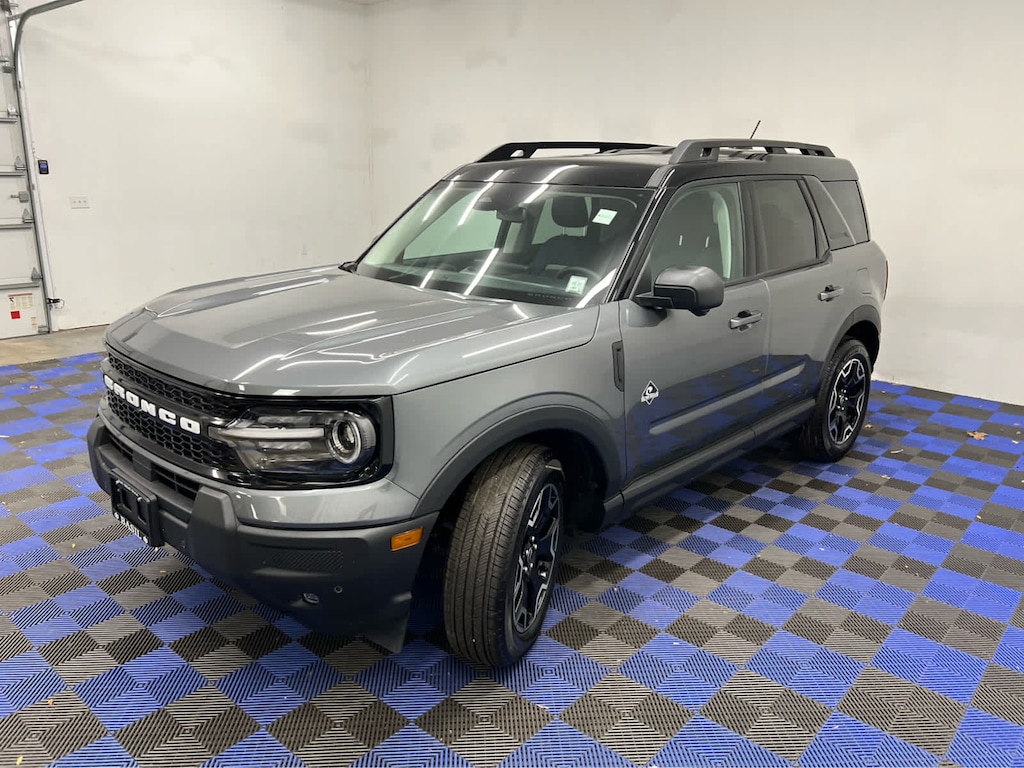 New 2025 Ford Bronco Sport Outer Banks 4x4