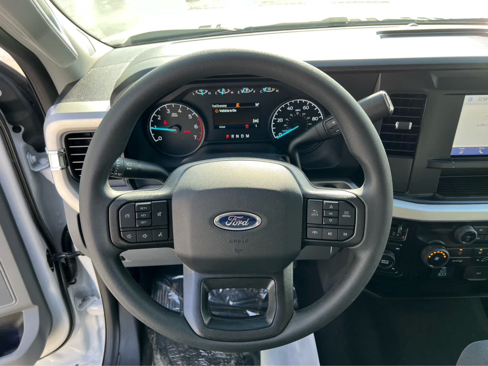 2026 Ford F-350 Super Duty XL - Photo 14