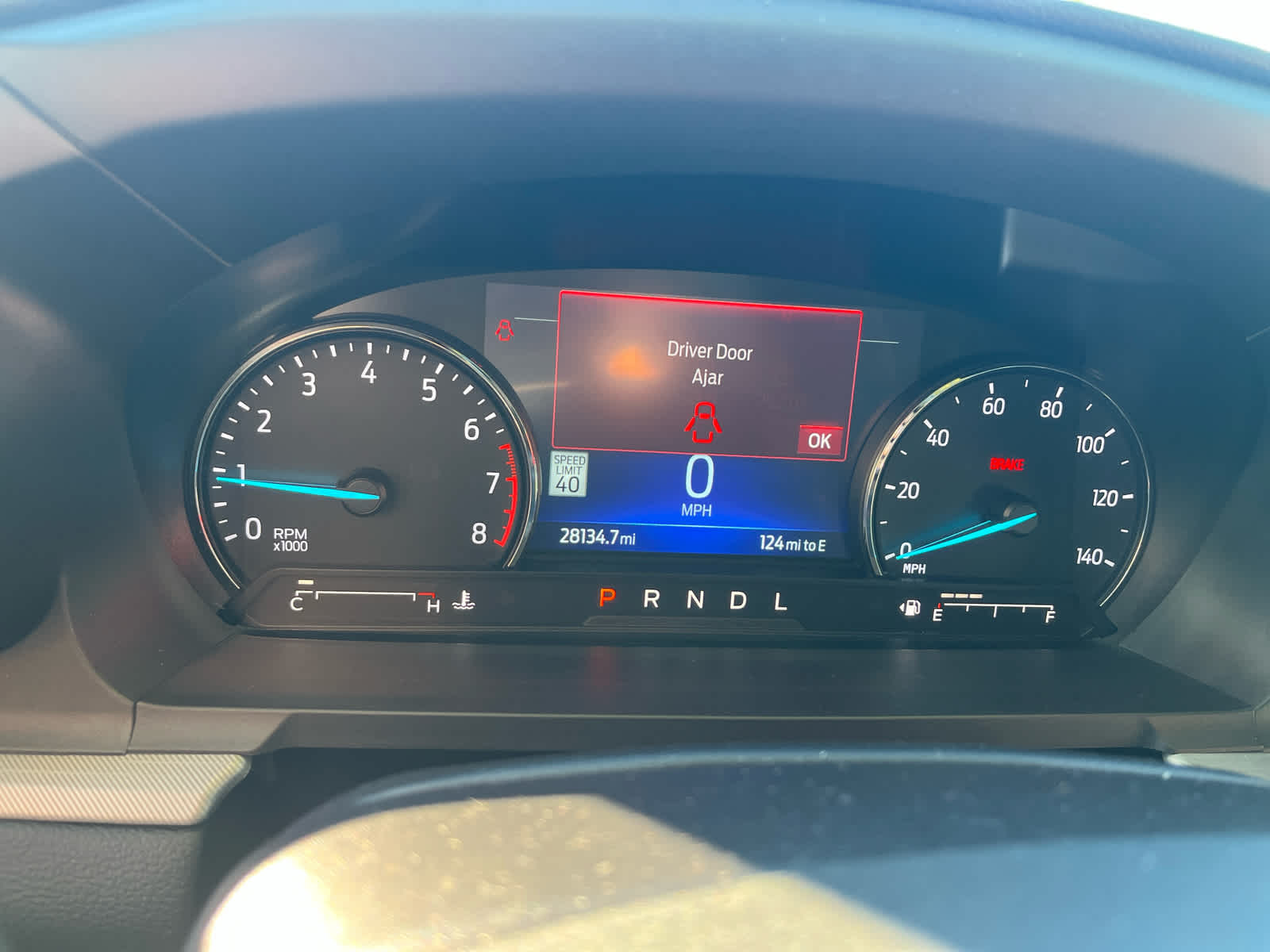 2023 Ford Explorer XLT photo 3