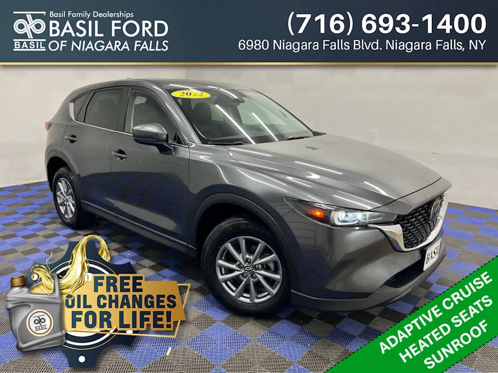 2022 Mazda CX-5 S Preferred package Auto AWD's photo
