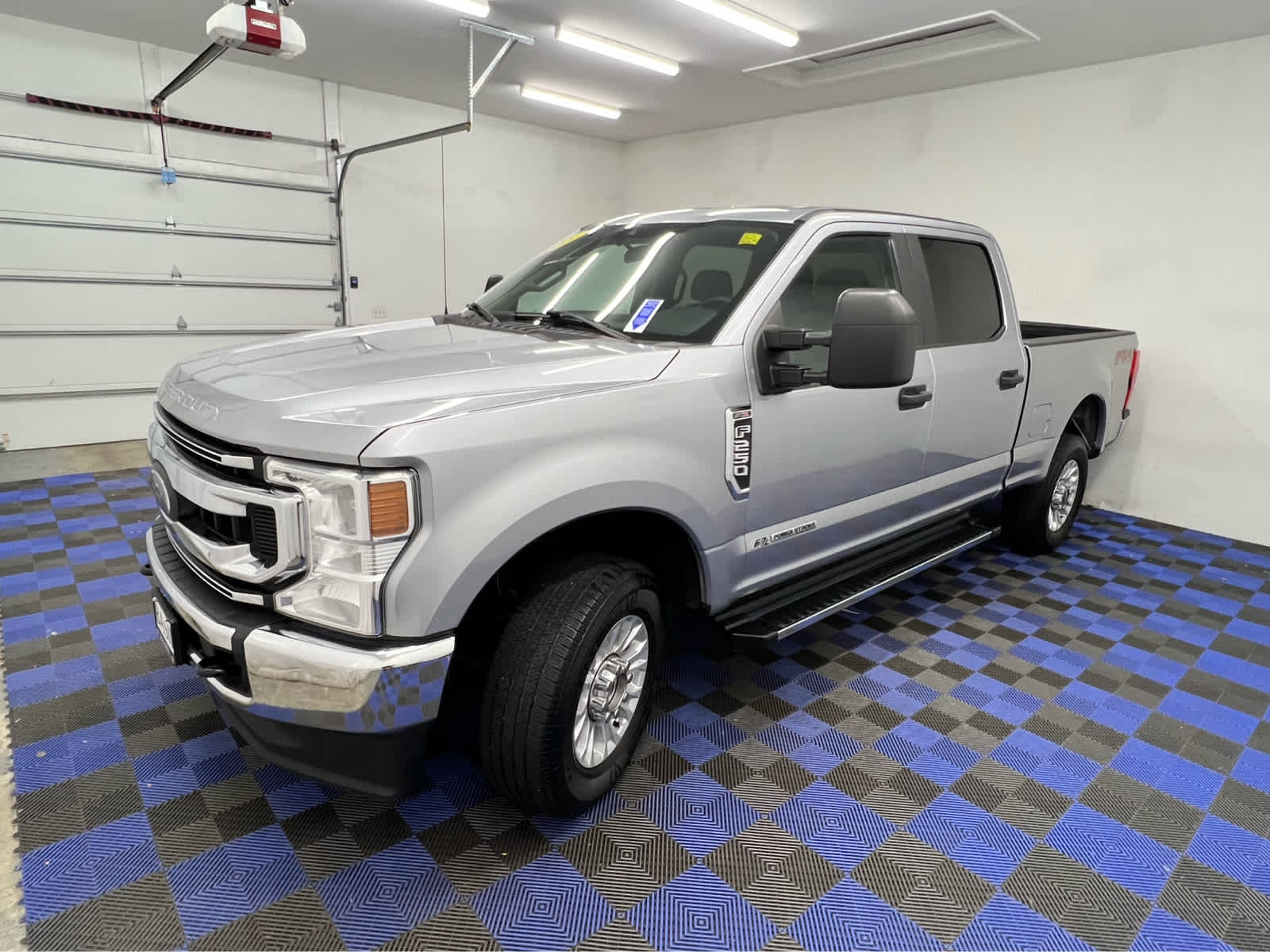 2021 Ford F-250 XL photo 3