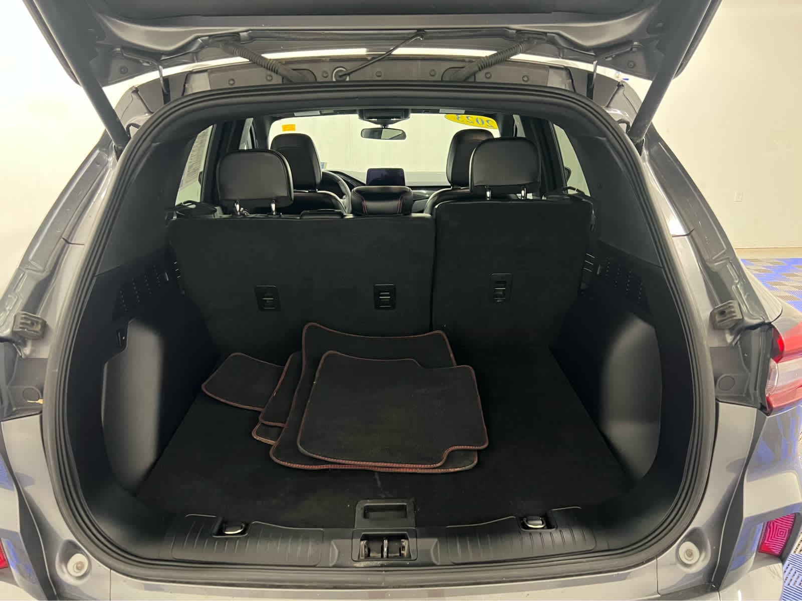 2023 Ford Escape ST-Line - Photo 12