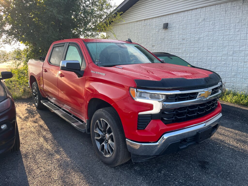 Used 2025 Chevrolet Silverado 1500 LT 4WD Crew Cab 147 Truck Crew Cab