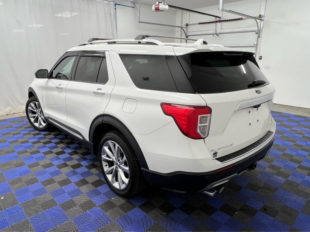 2021 Ford Explorer Platinum photo 3