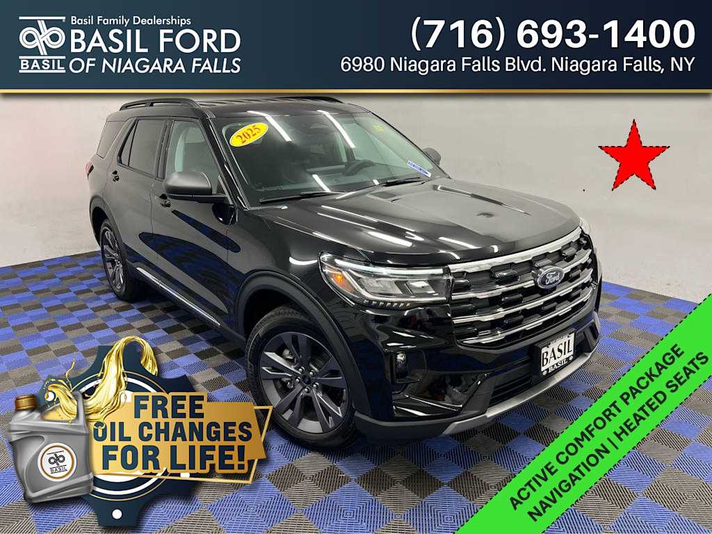 2025 Ford Explorer Active's photo