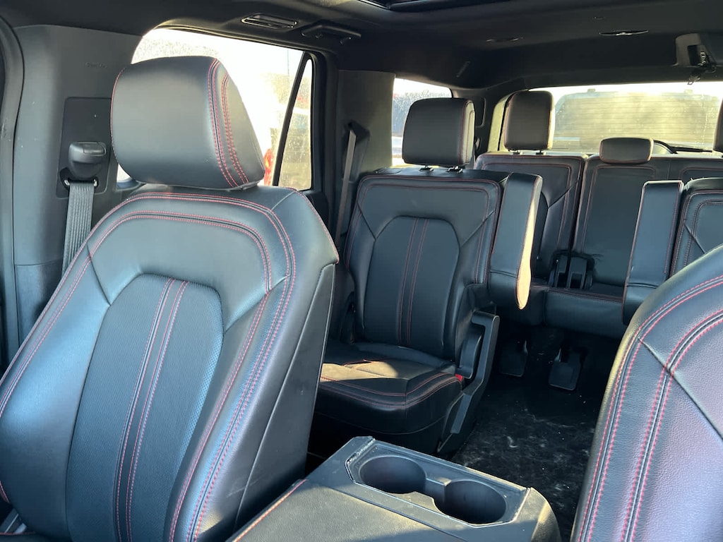 2022 Ford Expedition Limited photo 4