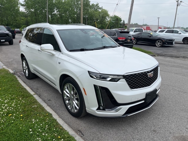 Used 2021 Cadillac XT6 Premium Luxury with VIN 1GYKPDRS3MZ155914 for sale in Niagara Falls, NY
