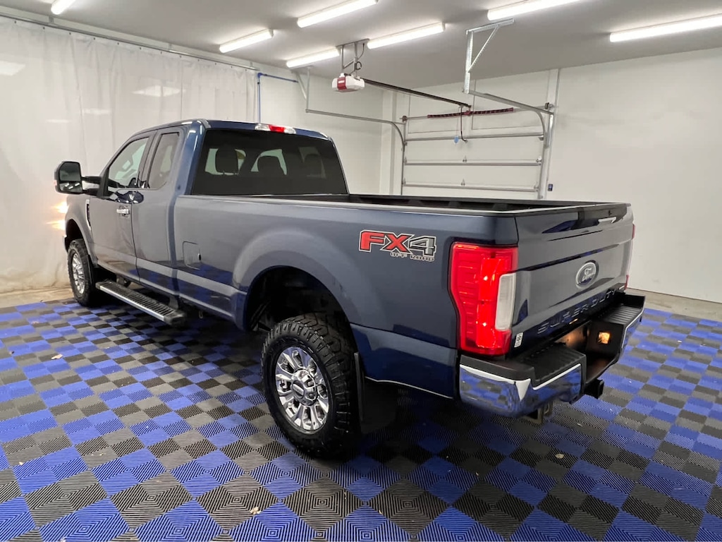 Used 2017 Ford Super Duty F-250 SRW XLT 4WD Supercab 8 Box Truck Super Cab