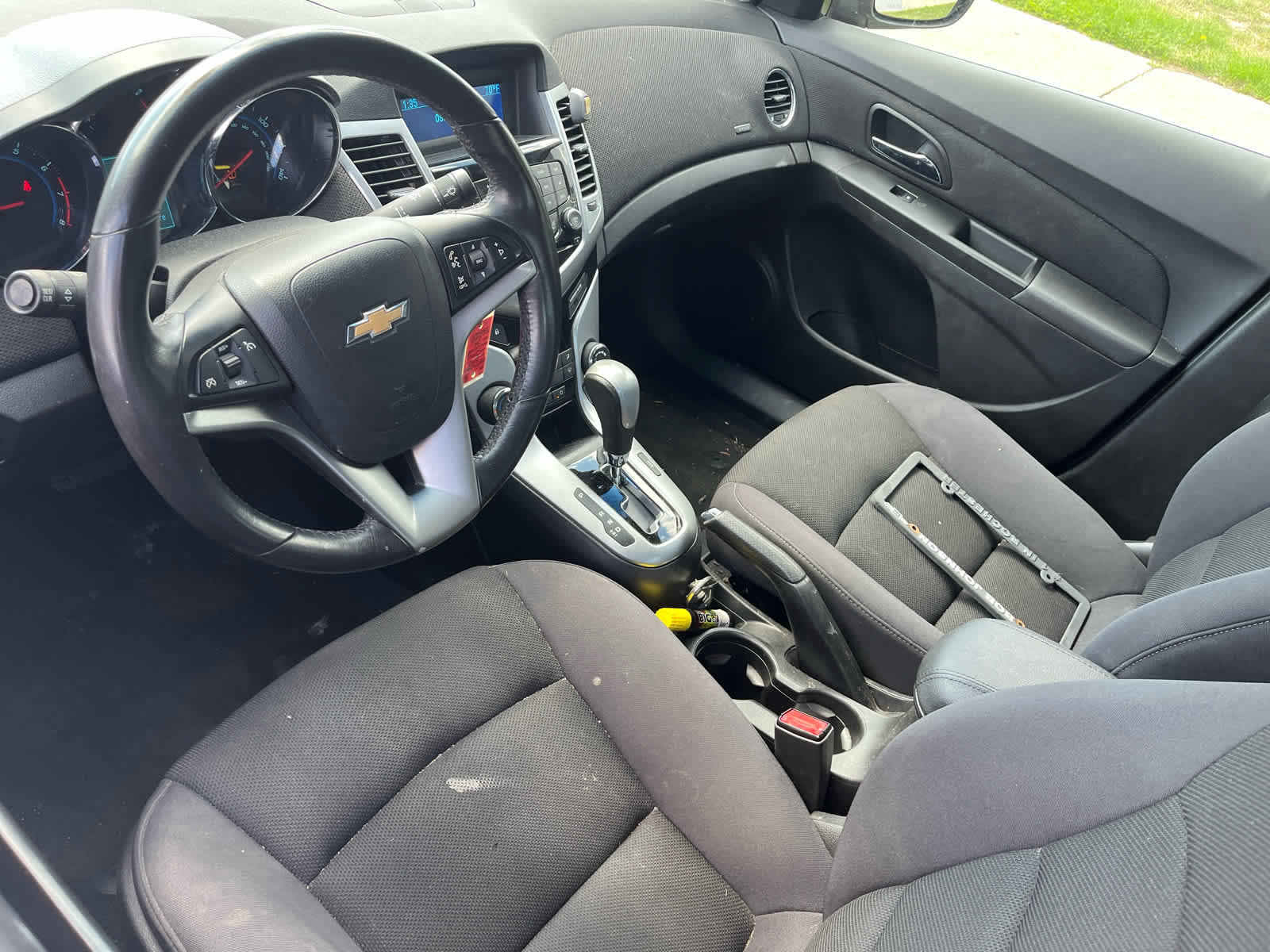 2012 Chevrolet Cruze photo 3