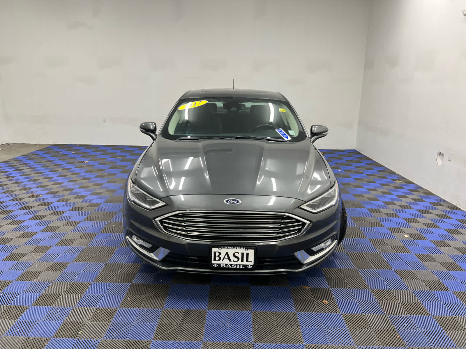 Used 2017 Ford Fusion Energi Titanium with VIN 3FA6P0SU2HR243476 for sale in Niagara Falls, NY
