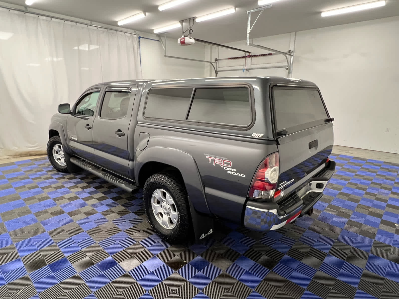 Used 2011 Toyota Tacoma Base with VIN 3TMLU4EN5BM076763 for sale in Niagara Falls, NY