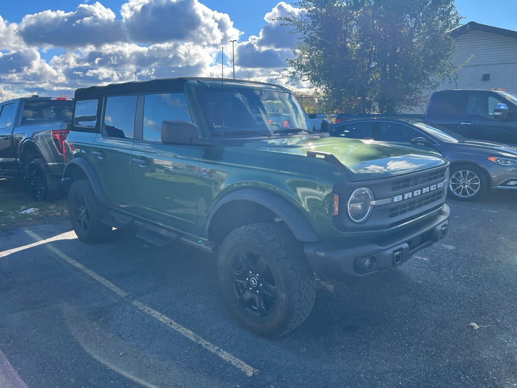 Used 2022 Ford Bronco Black Diamond SUV