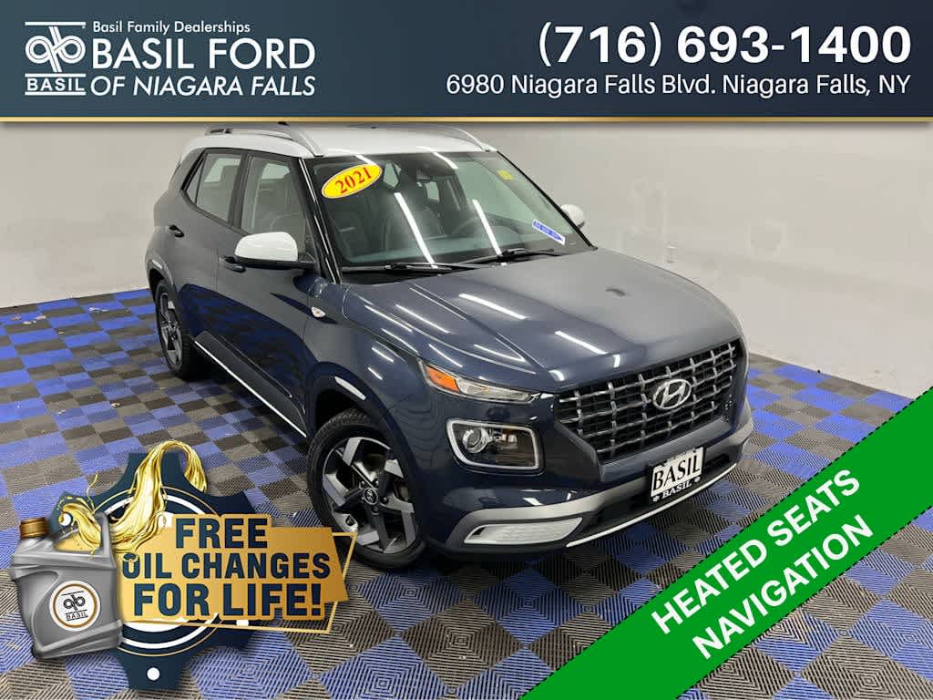 2021 Hyundai Venue Denim's photo