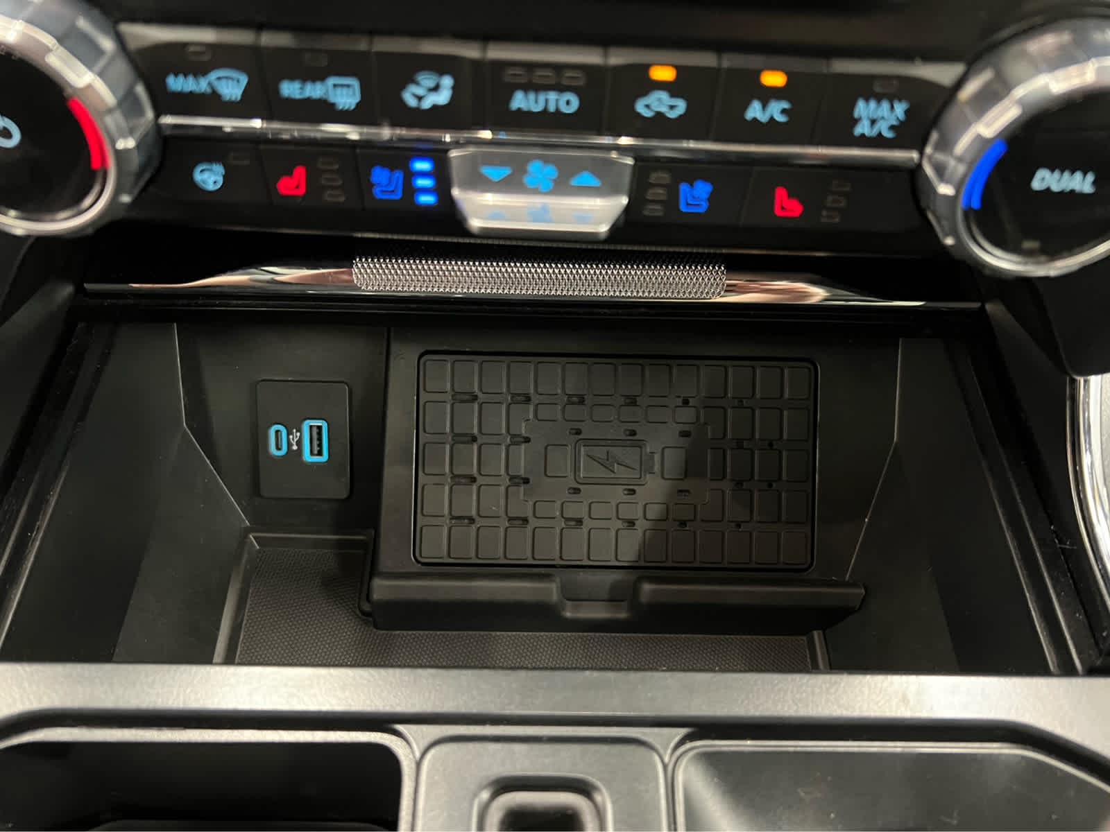 2023 Ford F-150 Lariat - Photo 30