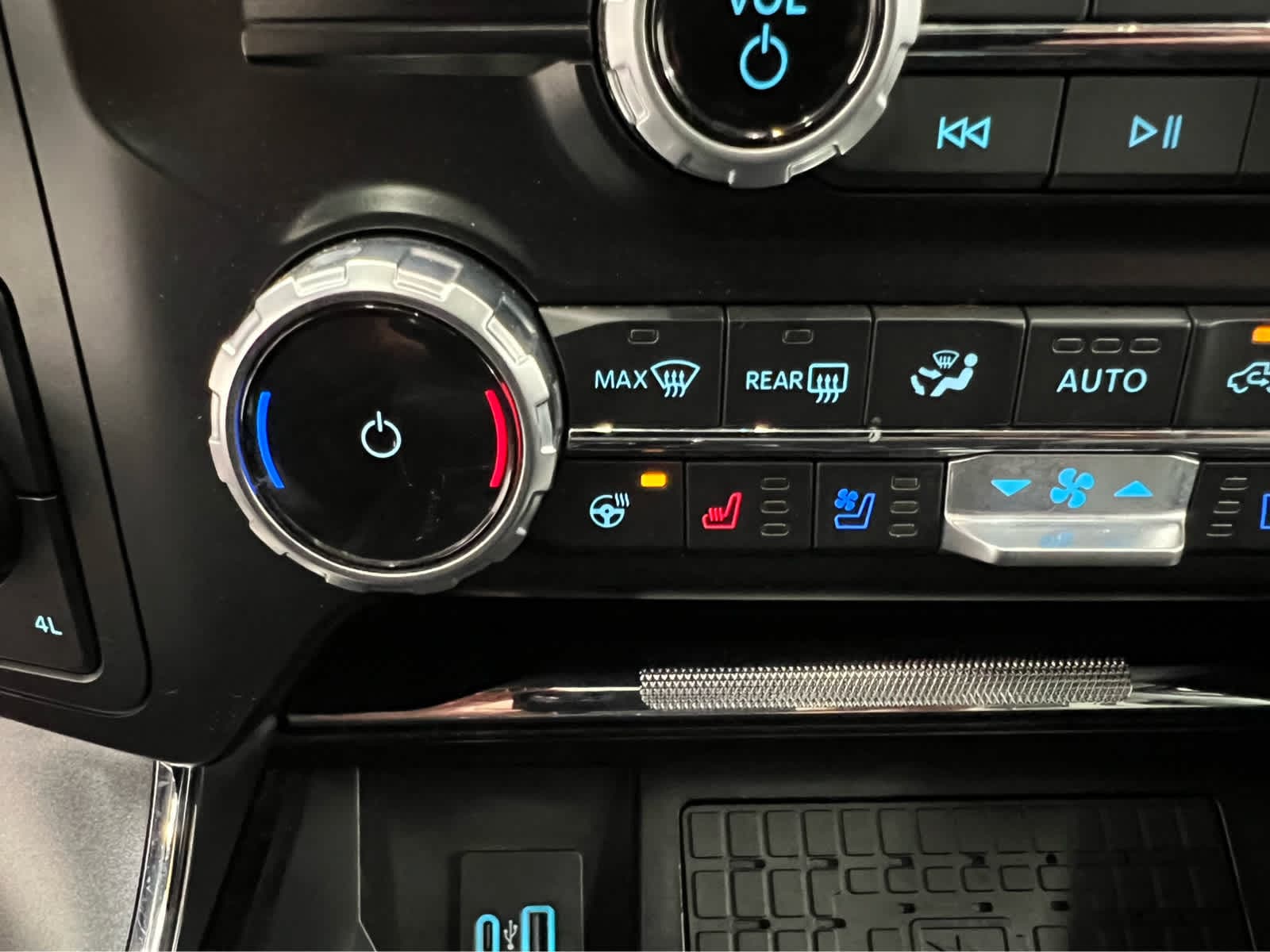 2023 Ford F-150 Lariat - Photo 33