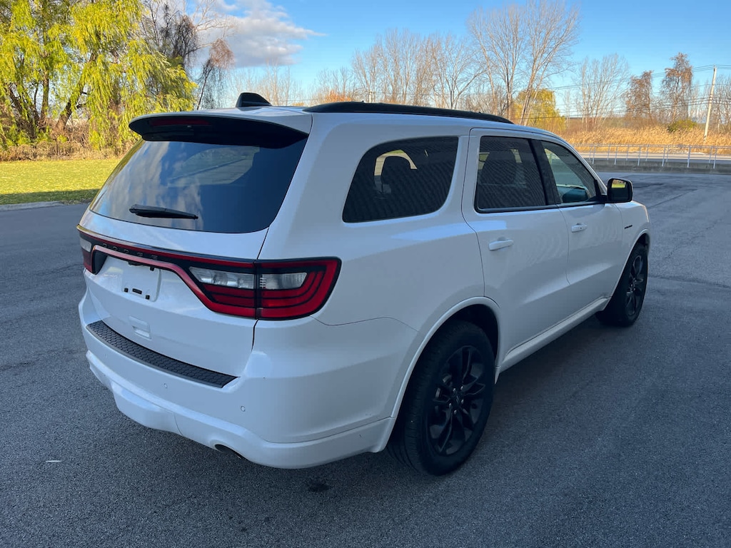 2023 Dodge Durango R/T photo 2