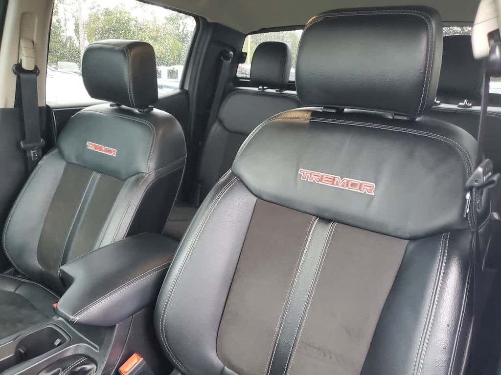 2022 Ford Ranger Lariat photo 2