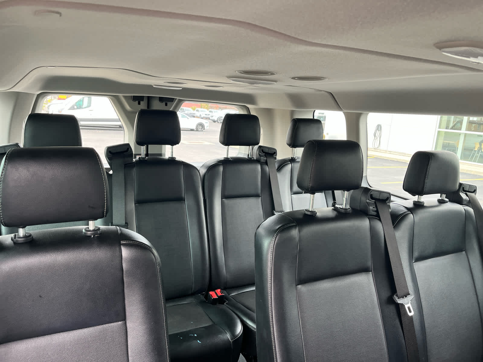 2020 Ford Transit Passenger XL Van photo 3