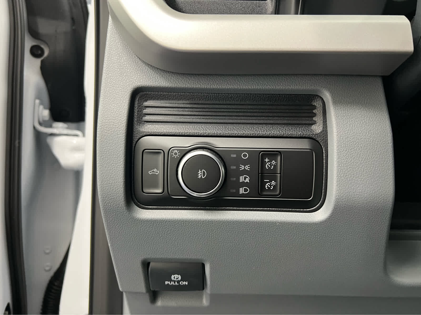 2026 Ford F-350 Super Duty XL - Photo 13