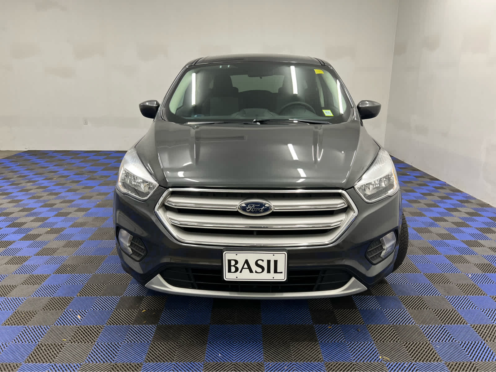 Used 2019 Ford Escape SE with VIN 1FMCU9GD1KUC48960 for sale in Niagara Falls, NY