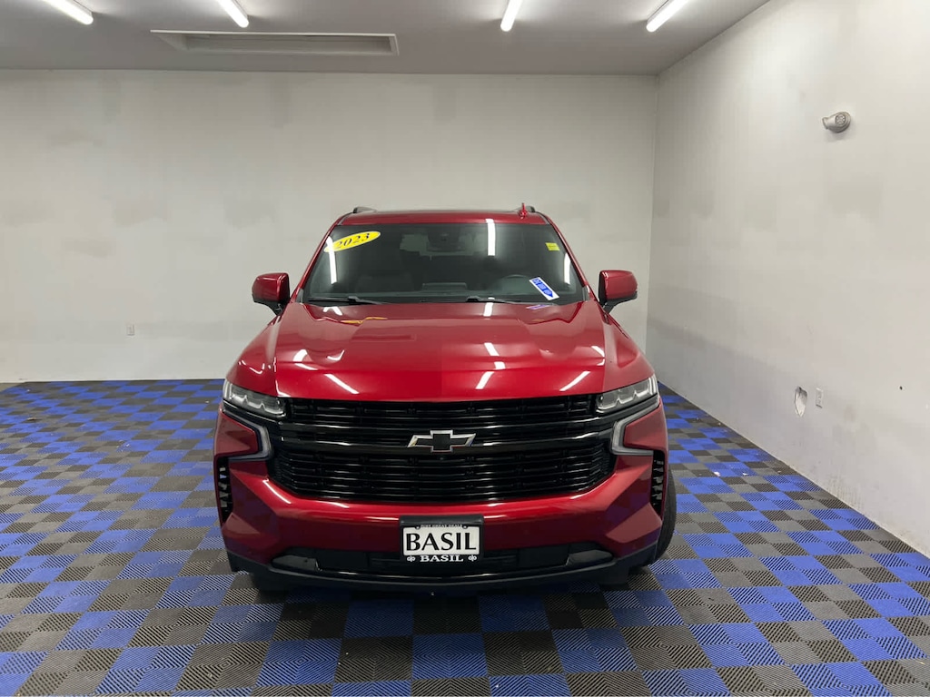 2023 Chevrolet Tahoe RST photo 2