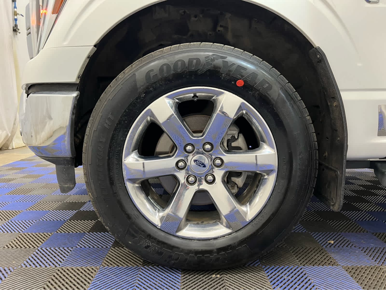 2023 Ford F-150 Lariat - Photo 16