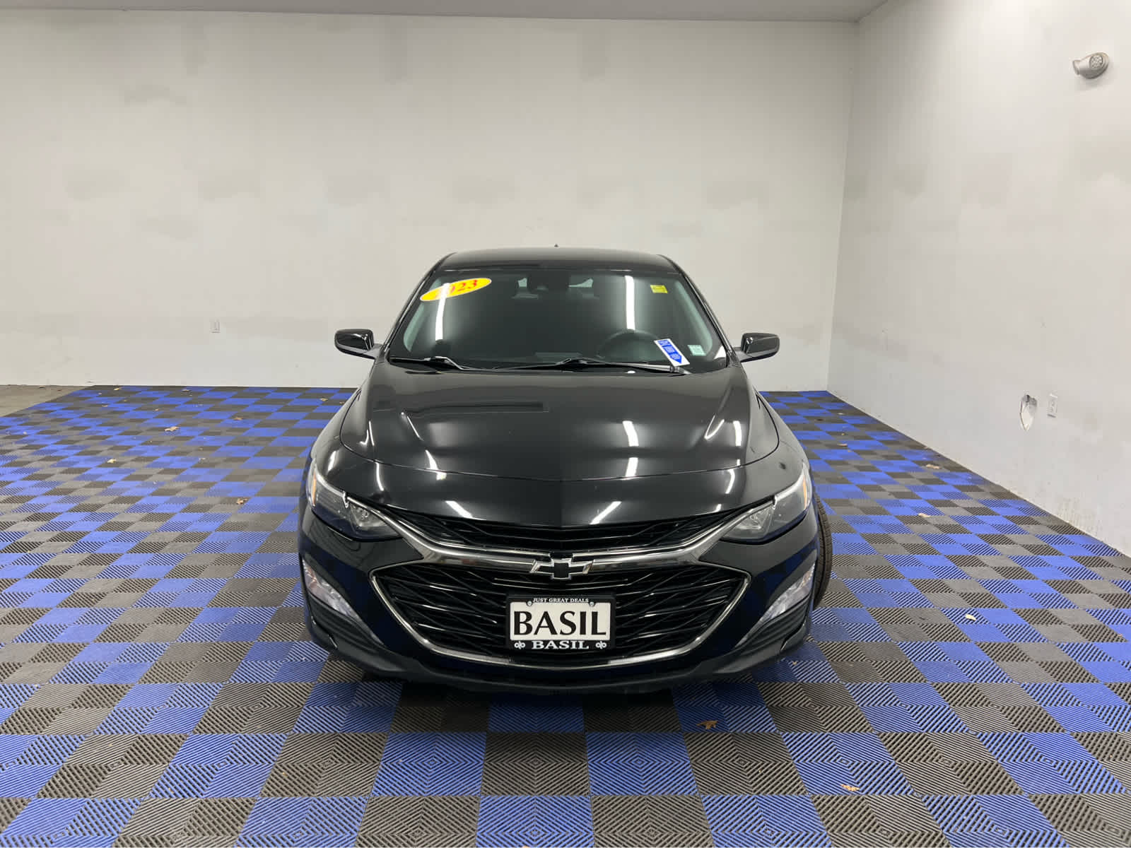 Used 2023 Chevrolet Malibu 1LT with VIN 1G1ZD5ST7PF247919 for sale in Niagara Falls, NY