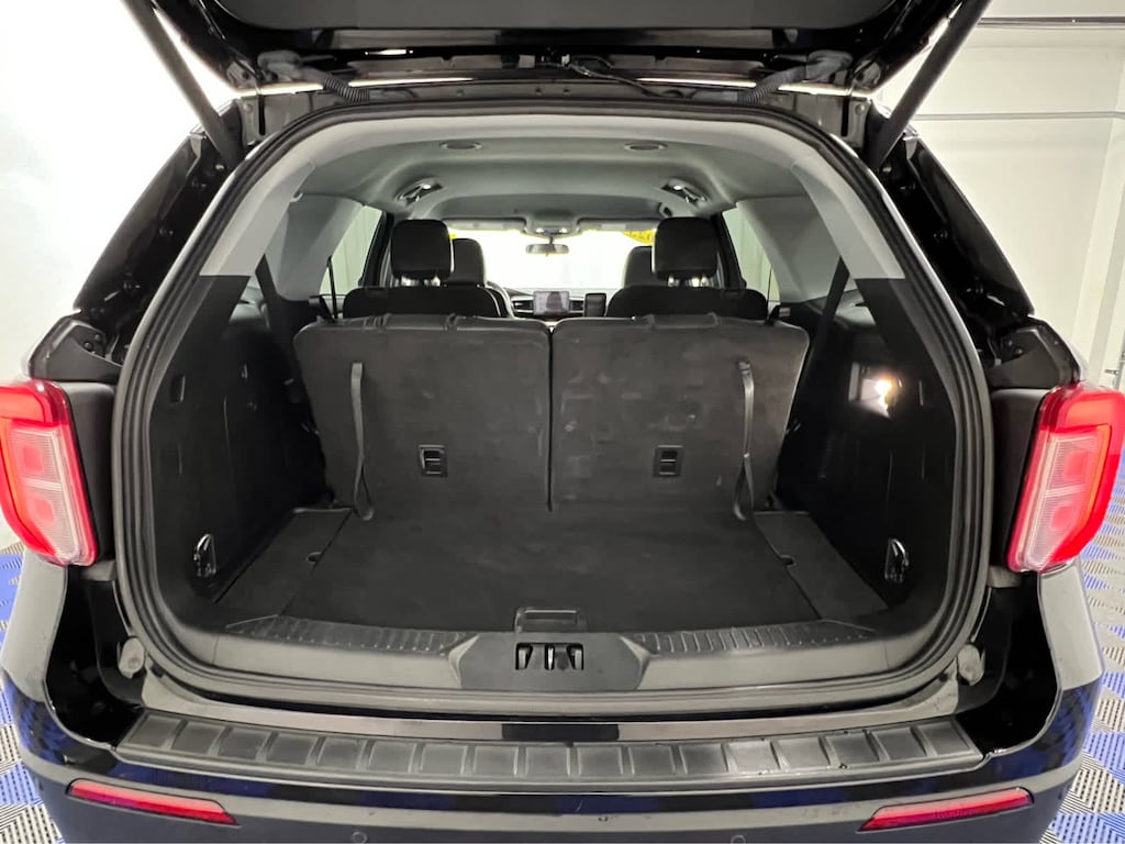 Used 2023 Ford Explorer XLT SUV