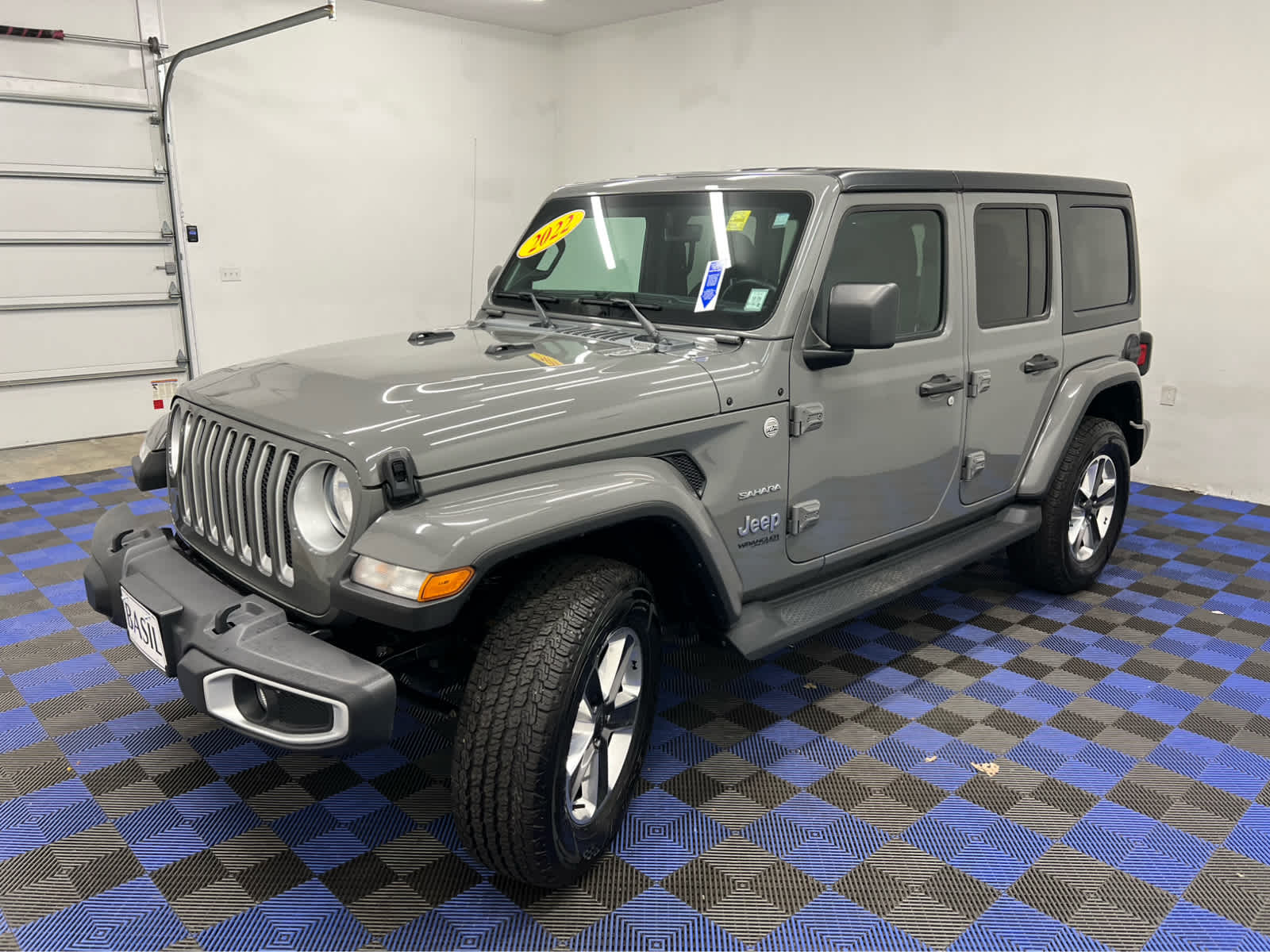 2022 Jeep Wrangler Unlimited Sahara photo 2