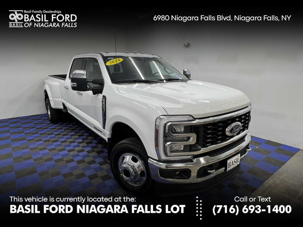 Used 2024 Ford Super Duty F-350 DRW Lariat 4WD Crew Cab 8 Box Truck Crew Cab