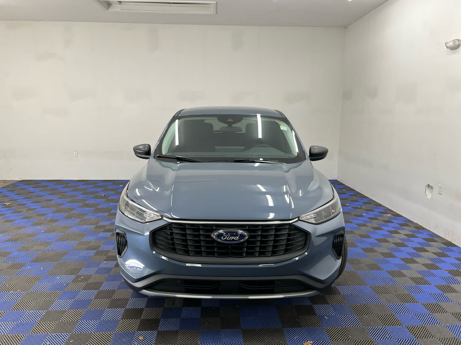 2025 Ford Escape Active photo 2