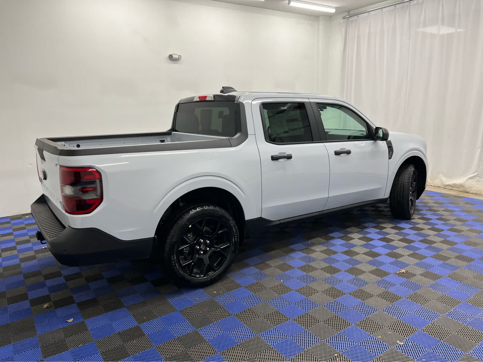 2025 Ford Maverick XLT - Photo 6